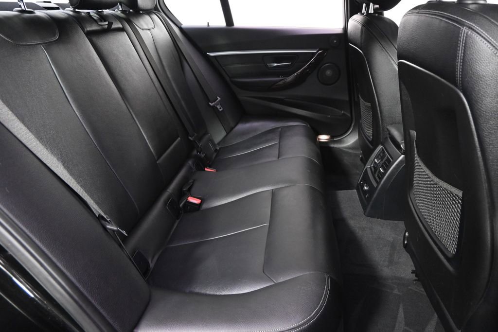 Used 2017 BMW 328d xDrive Sedan image 18