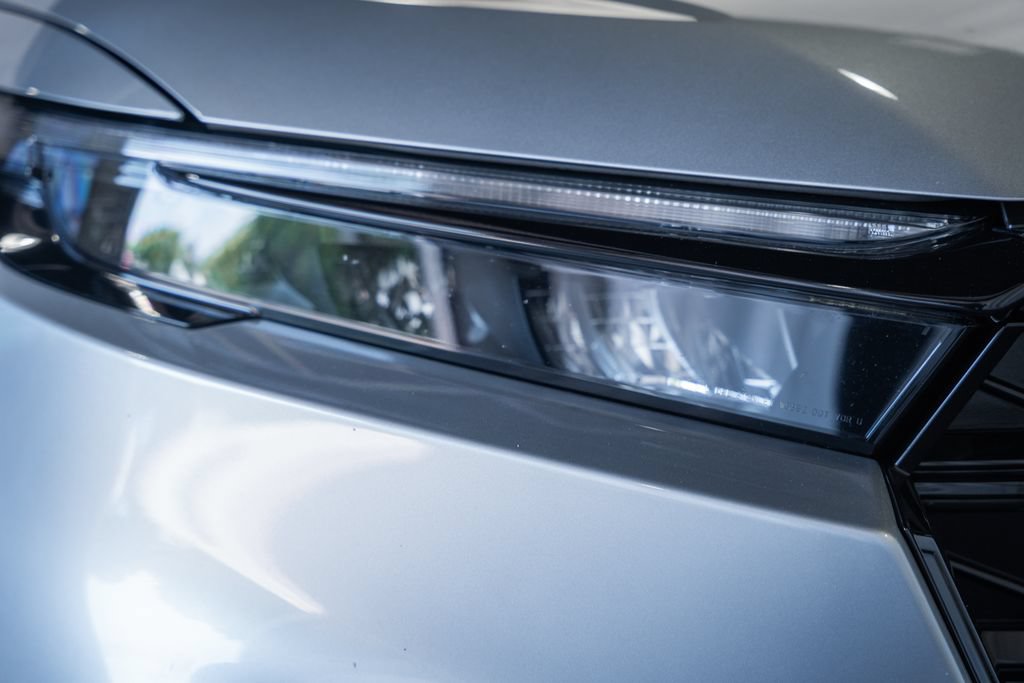 Used 2024 Honda CR-V Sport Touring image 13