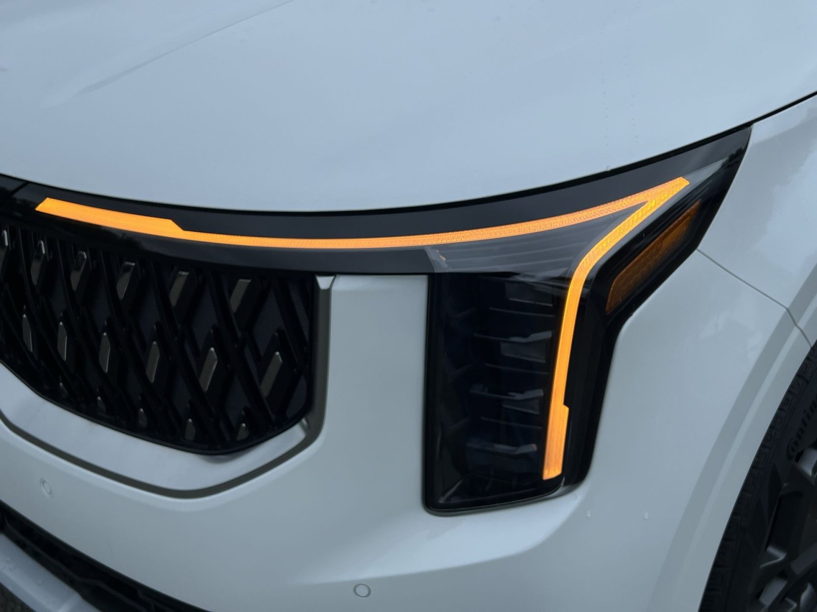New 2026 Kia Carnival EX FWD image 21