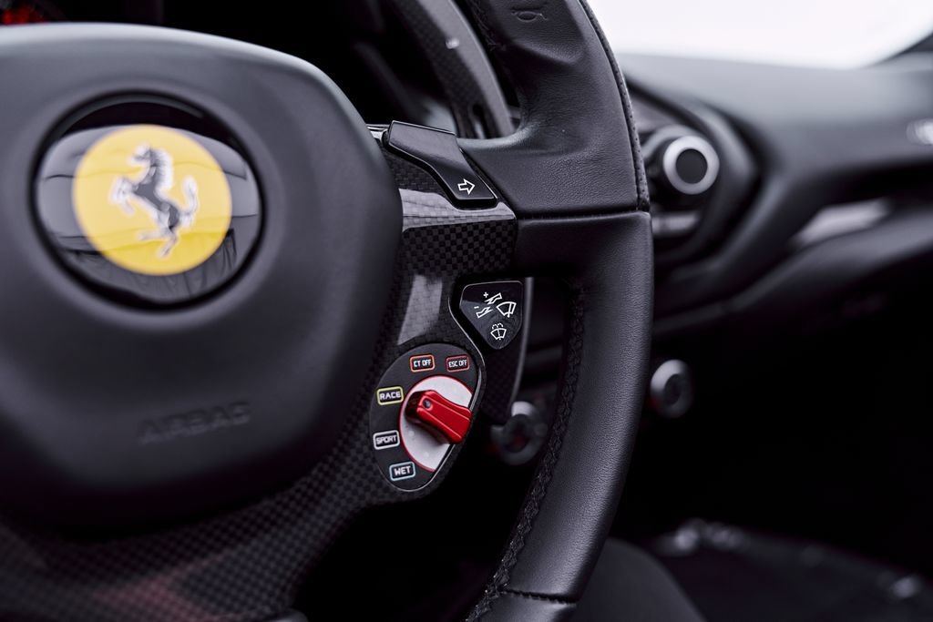 Used 2019 Ferrari 488 Spider RWD image 69