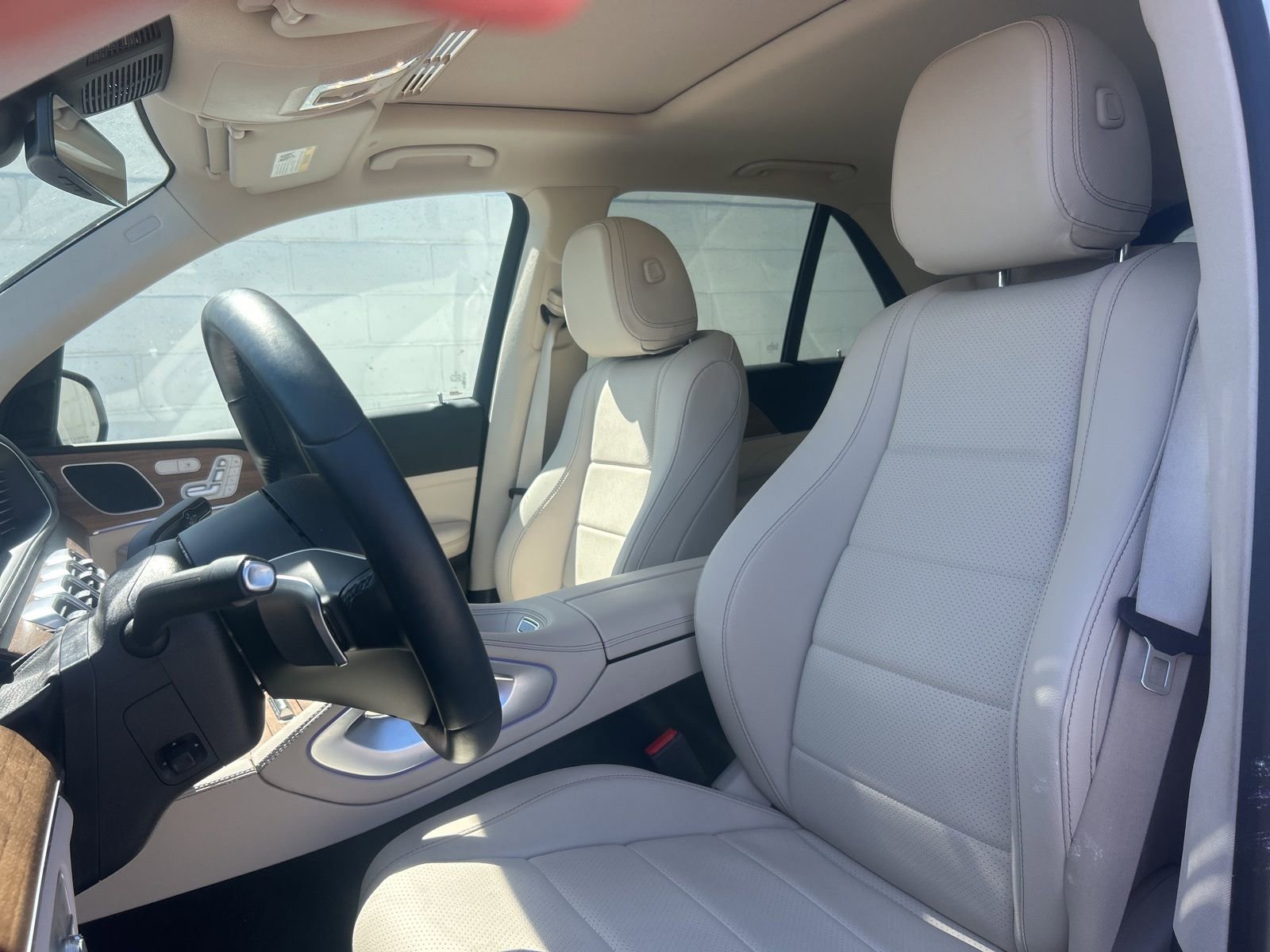 Used 2025 Mercedes-Benz GLE 350 4MATIC image 10