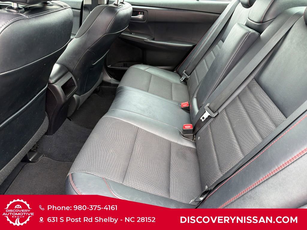 Used 2017 Toyota Camry SE w/ Moonroof Package FWD image 25