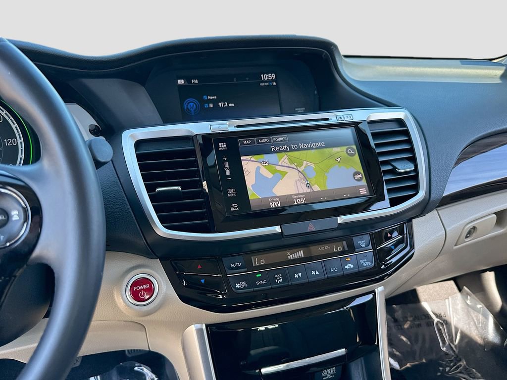 Used 2017 Honda Accord Touring image 15