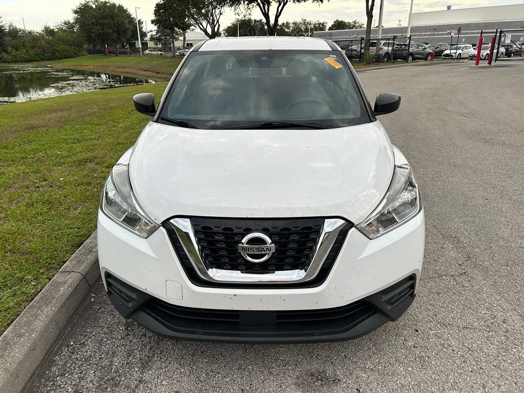Used 2020 Nissan Kicks S FWD image 9