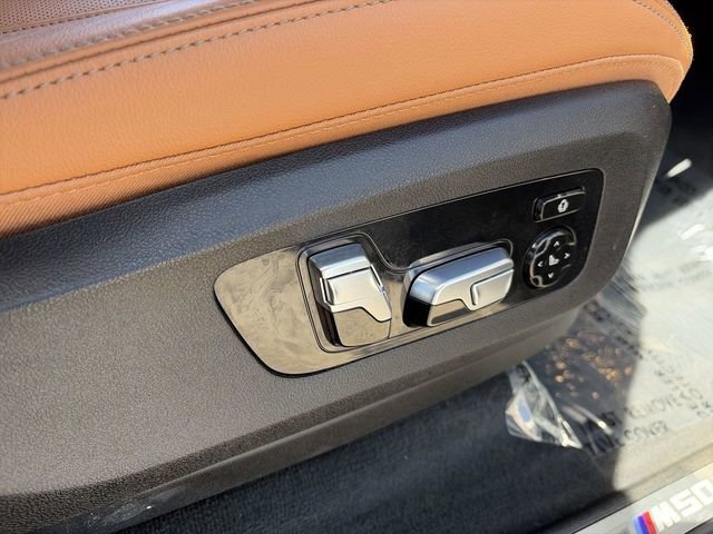 Used 2022 BMW X7 M50i image 12