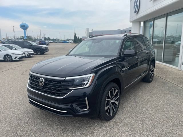 New 2026 Volkswagen Atlas SEL Premium R-Line AWD/4WD image 3