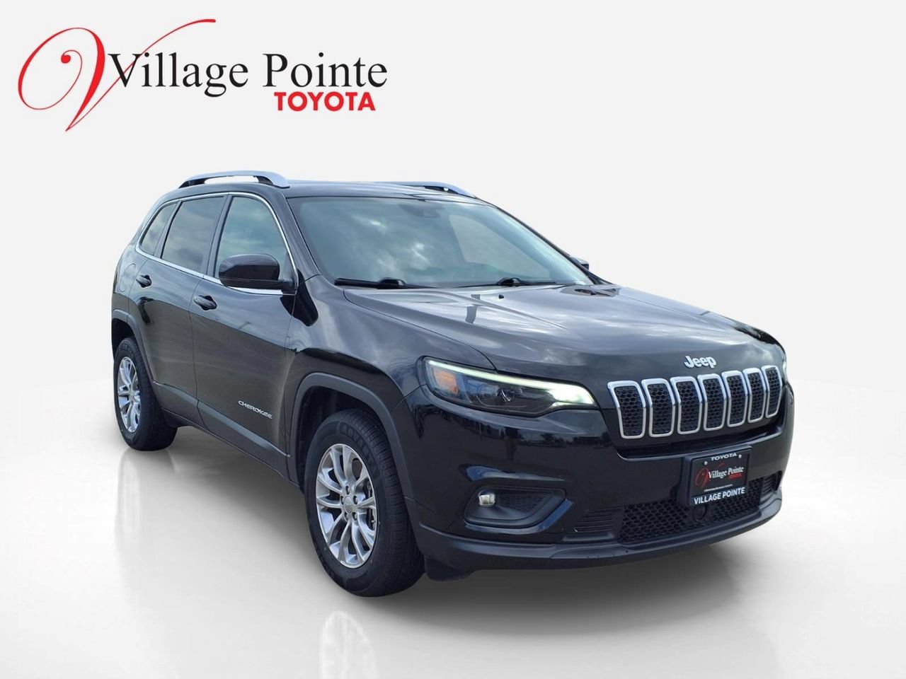 Used 2021 Jeep Cherokee Latitude Lux w/ Mopar Interior Package AWD/4WD image 8