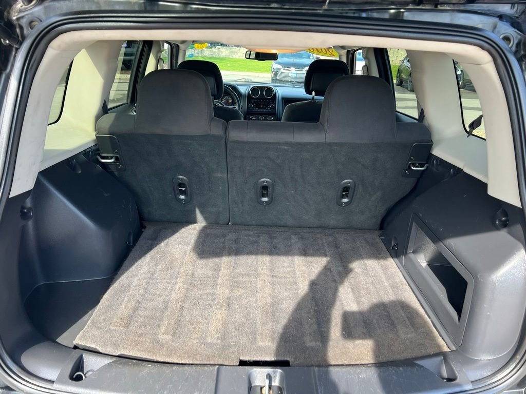 Used 2016 Jeep Patriot Sport w/ Power Value Group FWD image 19