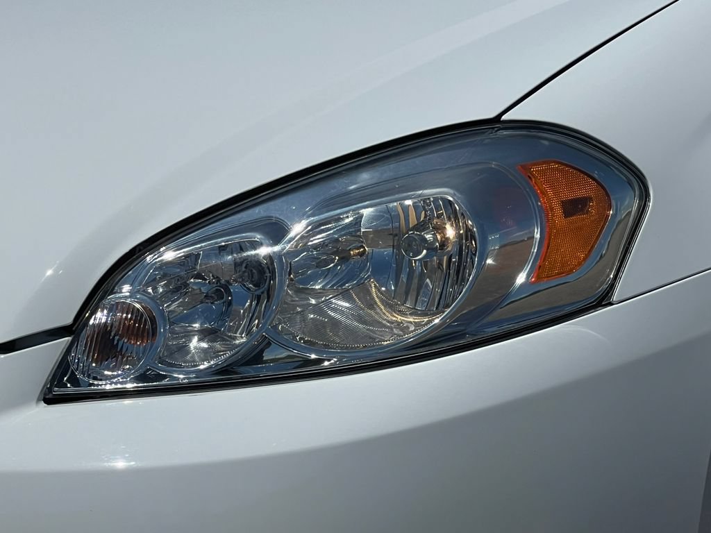 Used 2012 Chevrolet Impala LT w/ LT Sunroof Package FWD image 29