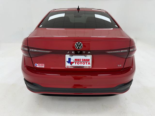 Used 2025 Volkswagen Jetta SE FWD image 39