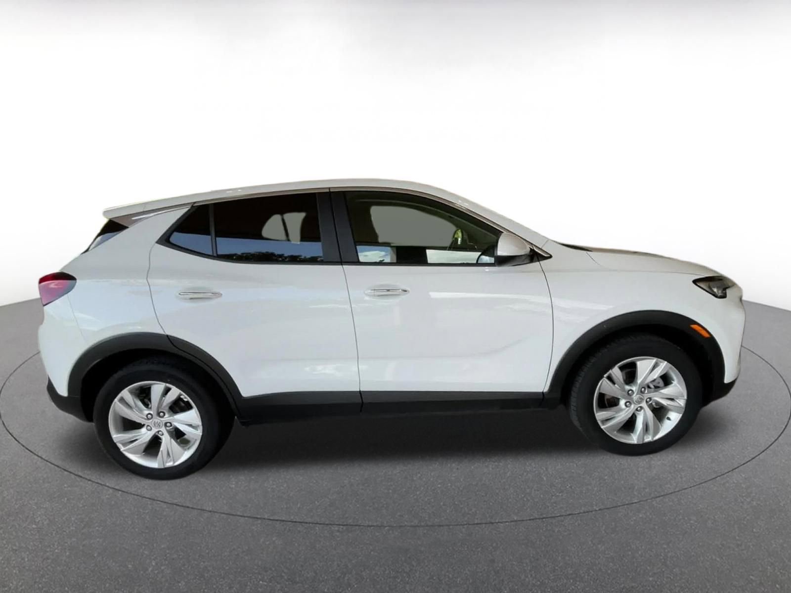 Used 2025 Buick Encore GX Preferred image 16