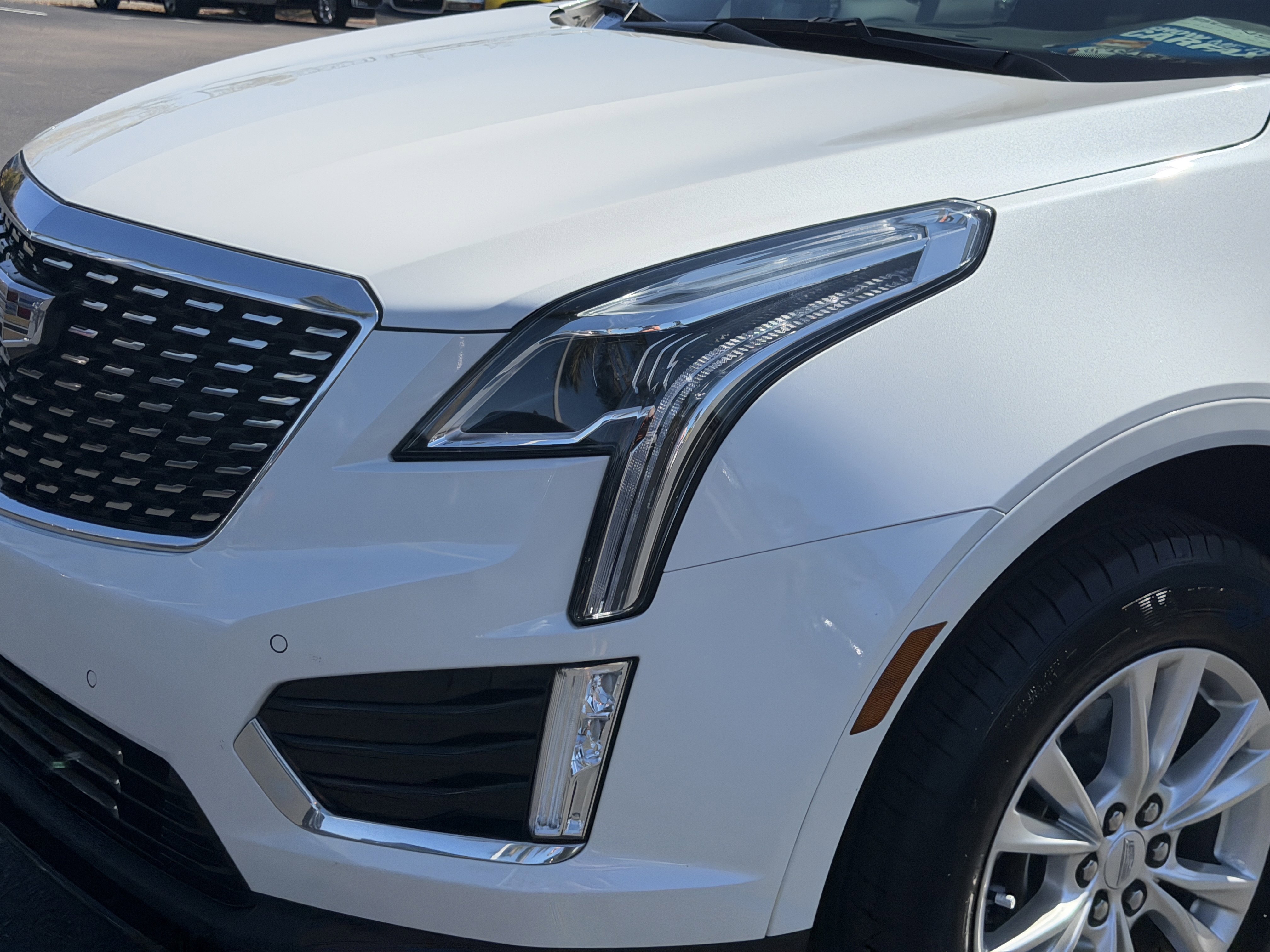 Certified 2023 Cadillac XT5 Luxury image 8