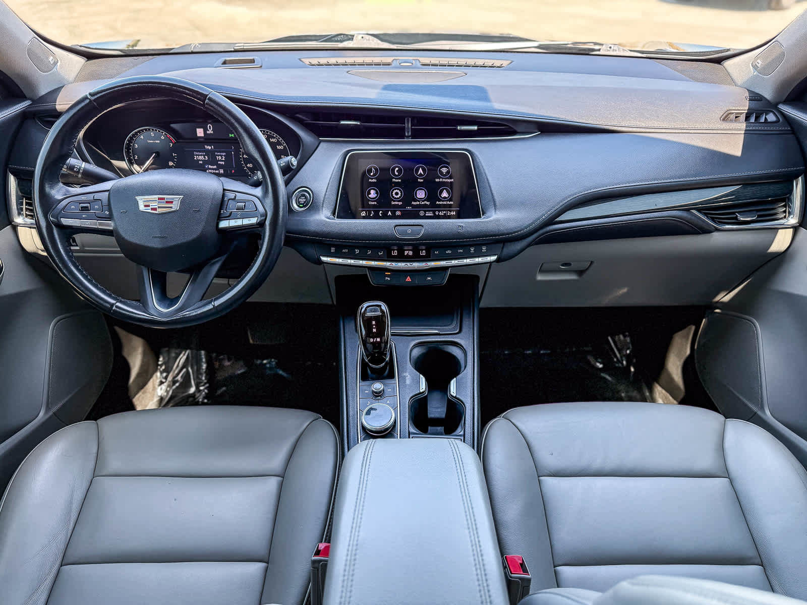 Used 2020 Cadillac XT4 Premium Luxury w/ Driver Awareness Package AWD/4WD image 14