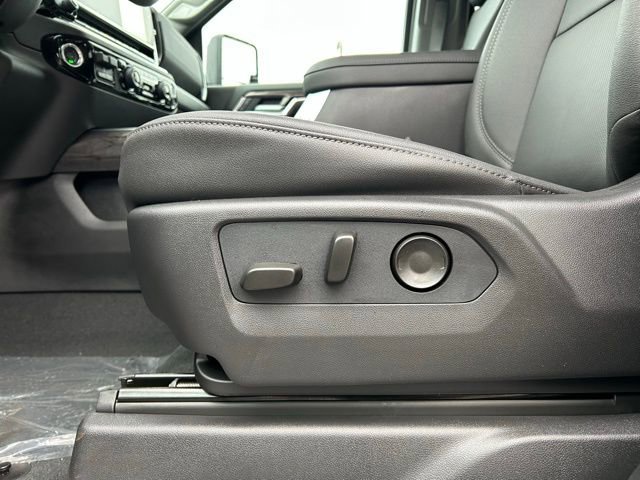 New 2026 Chevrolet Silverado 2500 LTZ w/ LTZ Plus Package image 31