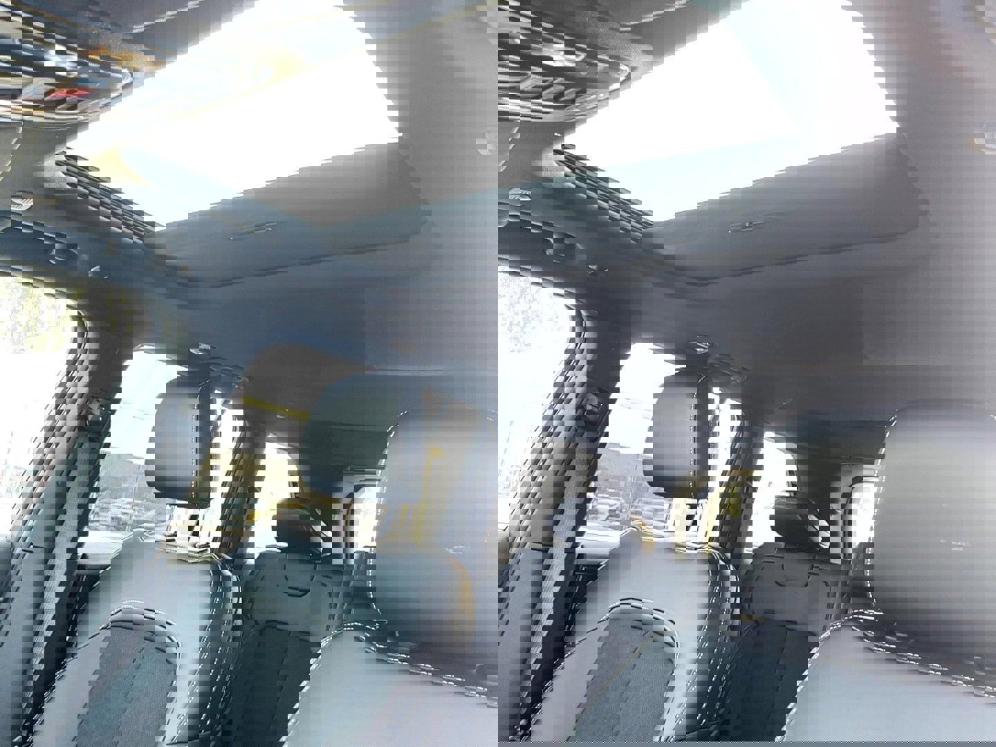 New 2026 Jeep Grand Cherokee Altitude image 16