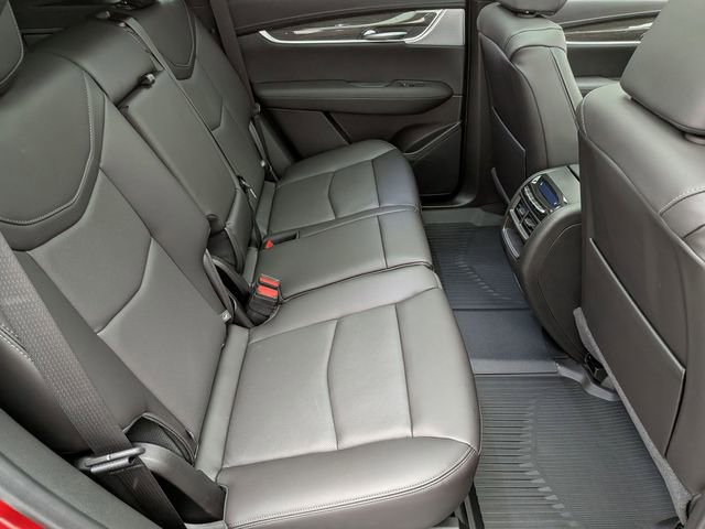 New 2026 Cadillac XT5 Sportv w/ LPO, Floor Liner Package image 26