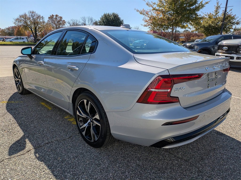 Certified 2025 Volvo S60 B5 Core image 6