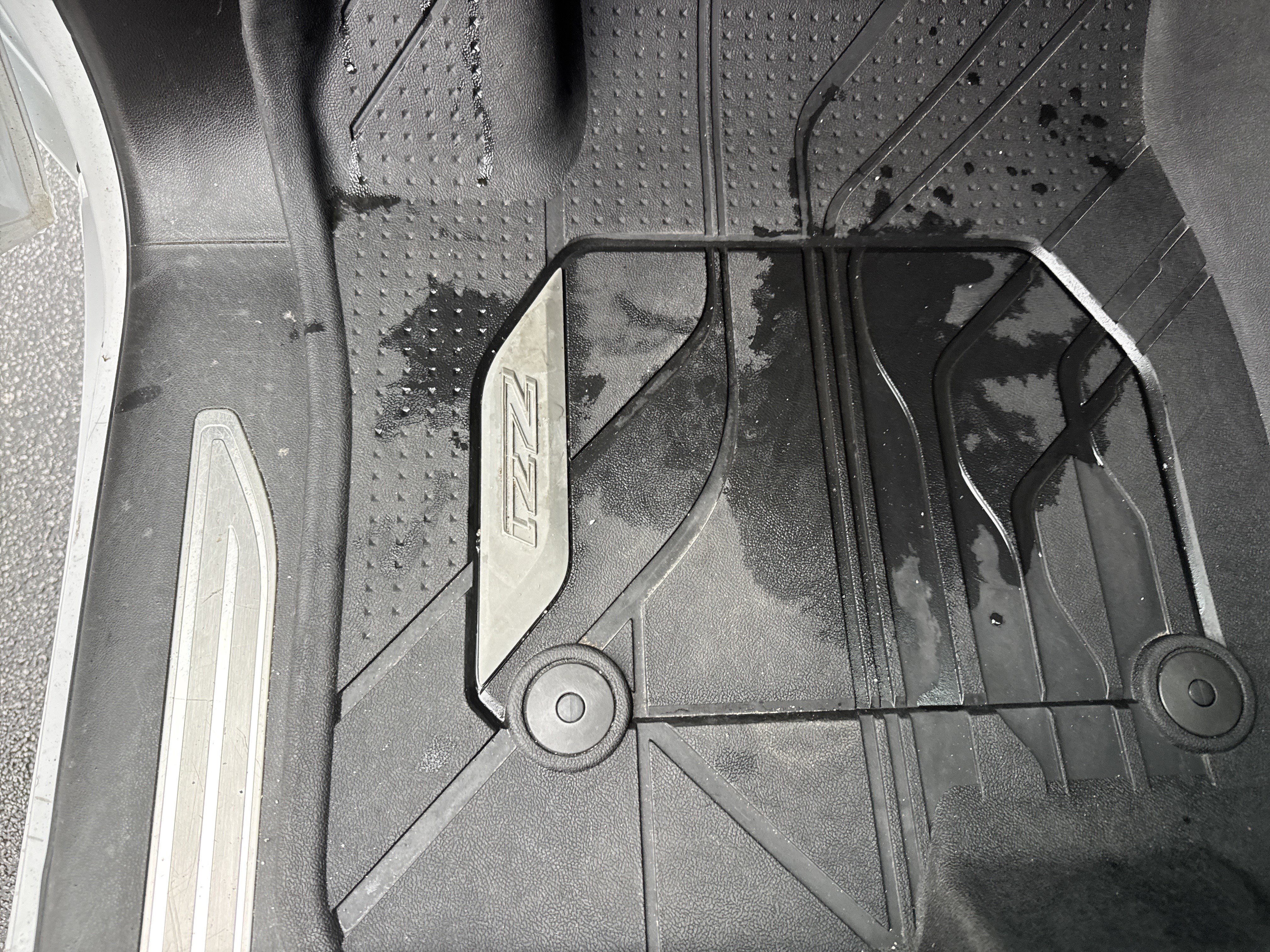 Used 2020 Chevrolet Silverado 1500 LT Trail Boss image 19