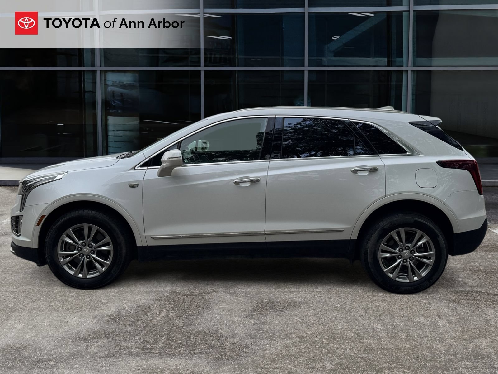 Used 2020 Cadillac XT5 Premium Luxury AWD/4WD image 10