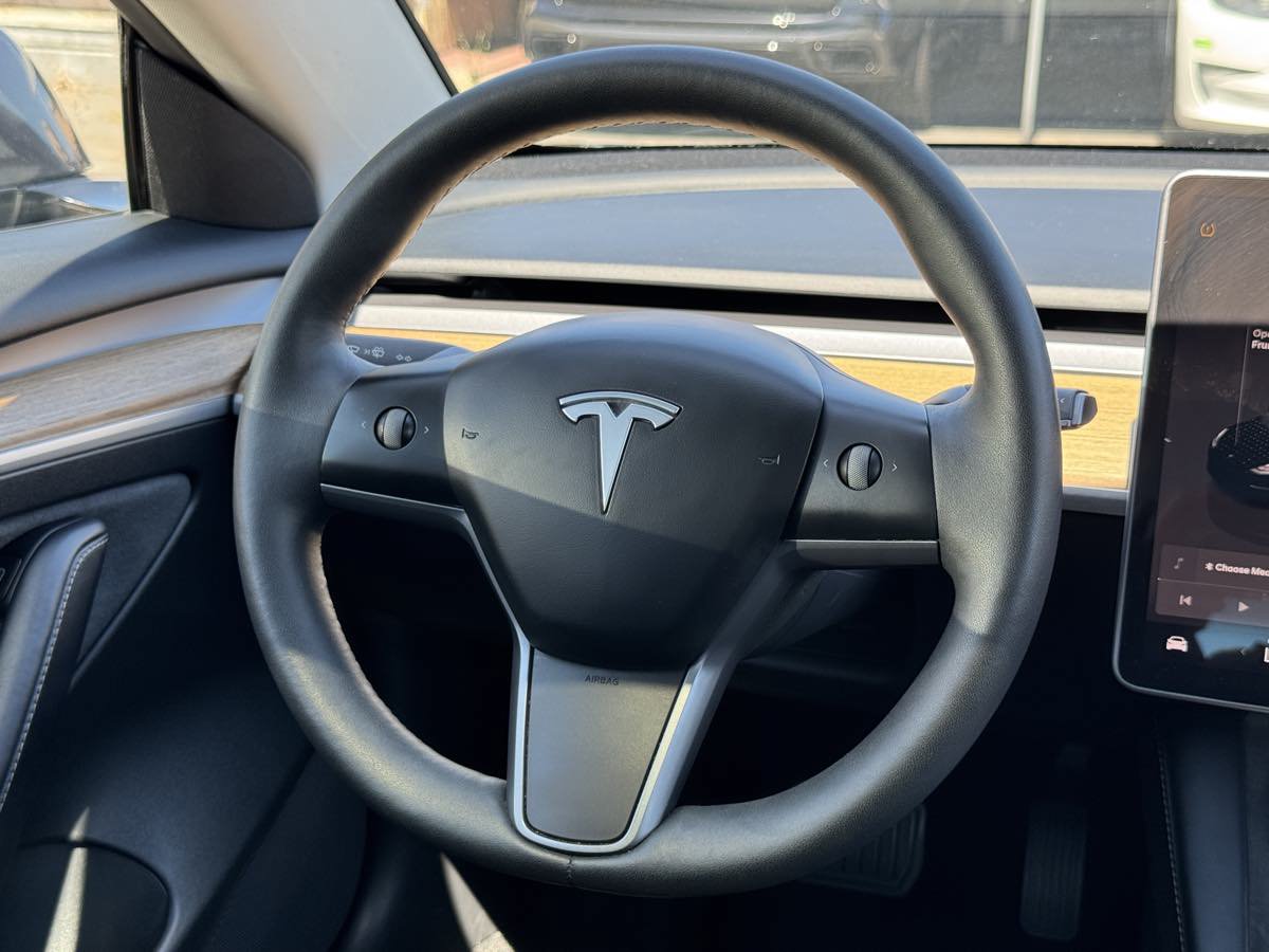 Used 2023 Tesla Model 3 Standard Range RWD image 27