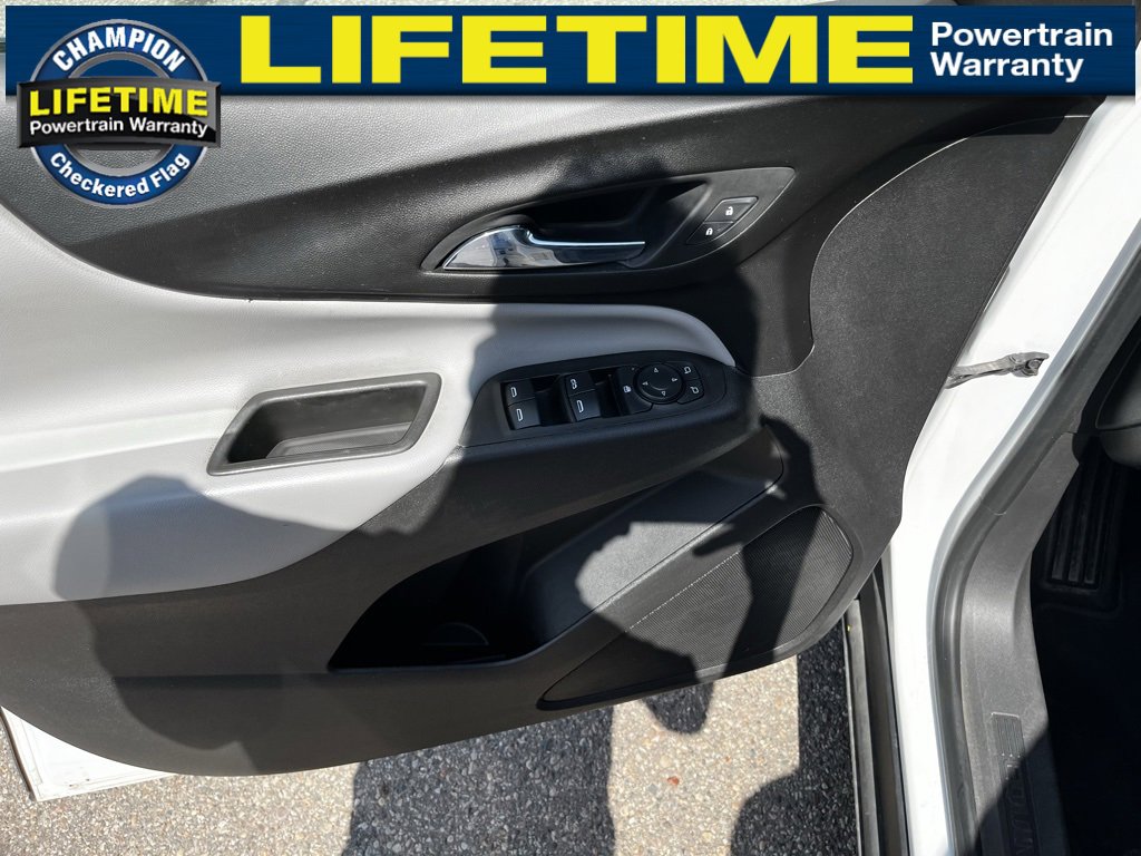 Used 2021 Chevrolet Equinox LT image 8