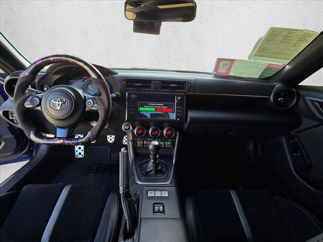Used 2025 Toyota GR86 Premium RWD image 16