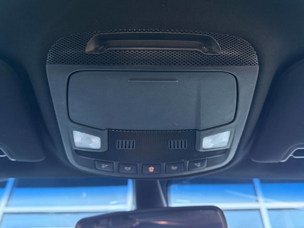 Used 2017 Lincoln Continental Select AWD/4WD image 24