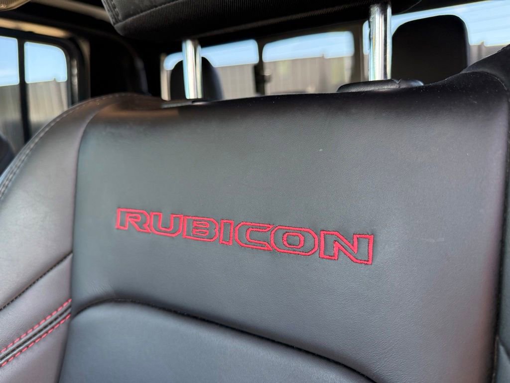 Used 2025 Jeep Gladiator Rubicon AWD/4WD image 25