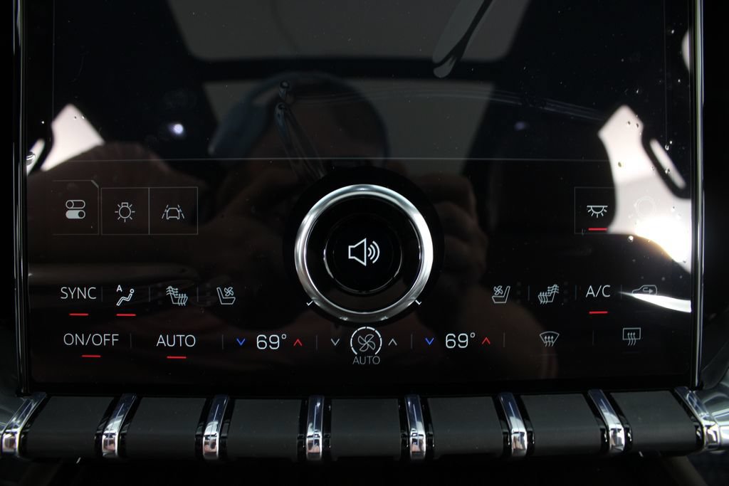 New 2026 GMC Acadia Denali Ultimate AWD/4WD image 8