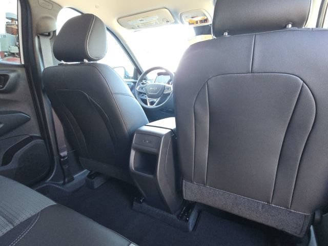 Used 2026 Chevrolet Trax LT w/ Driver Confidence Package FWD image 15