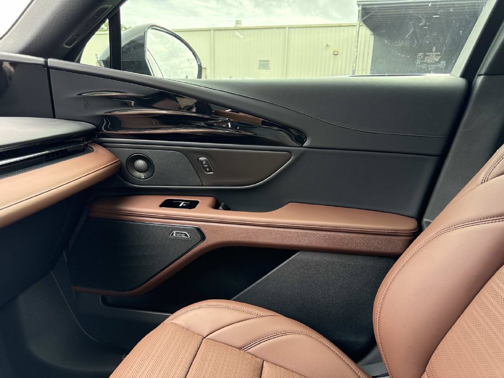 New 2026 Lincoln Nautilus Reserve AWD/4WD image 22