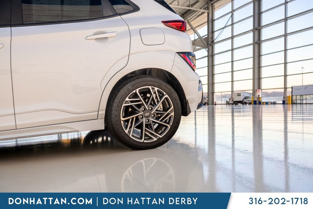 Used 2023 Hyundai Kona N Line image 40
