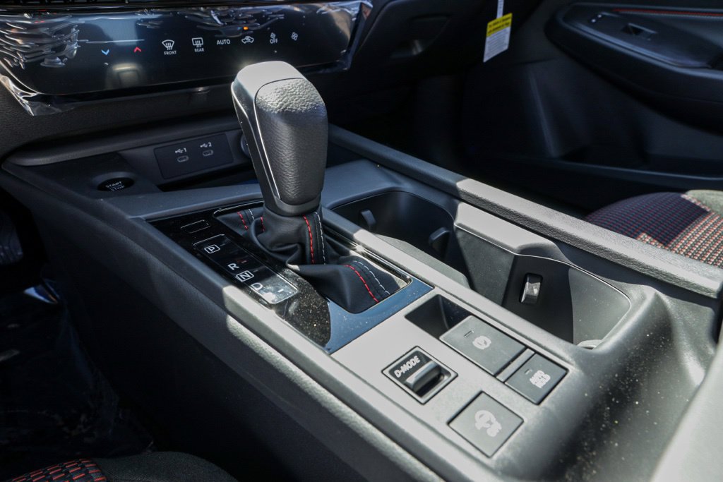 New 2027 Nissan Sentra SR FWD image 31