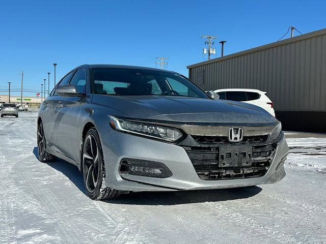 Used 2018 Honda Accord Sport image 11