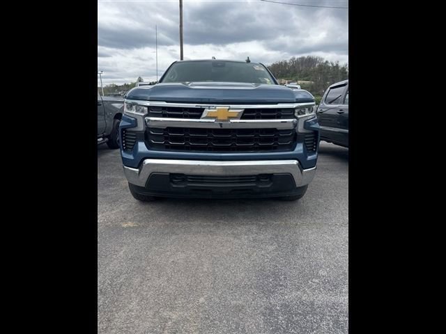 Used 2024 Chevrolet Silverado 1500 LT image 17
