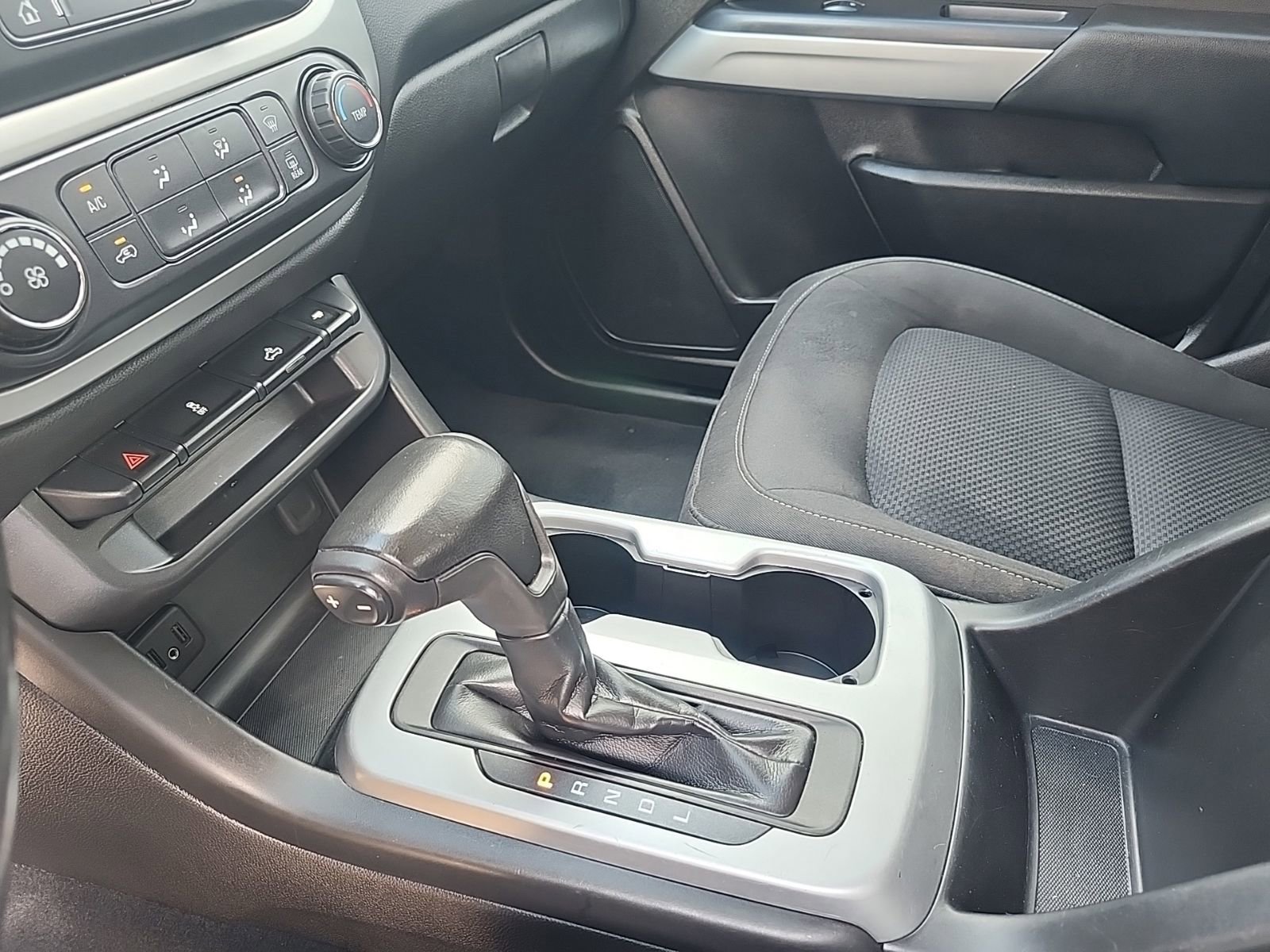 Used 2021 Chevrolet Colorado LT w/ LT Convenience Package RWD image 23