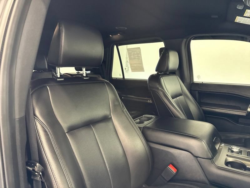 Used 2021 Ford Expedition XLT AWD/4WD image 17