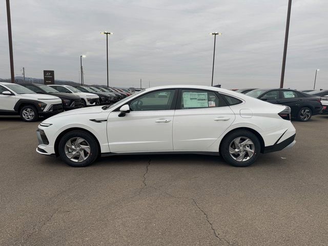 New 2025 Hyundai Sonata SE image 4