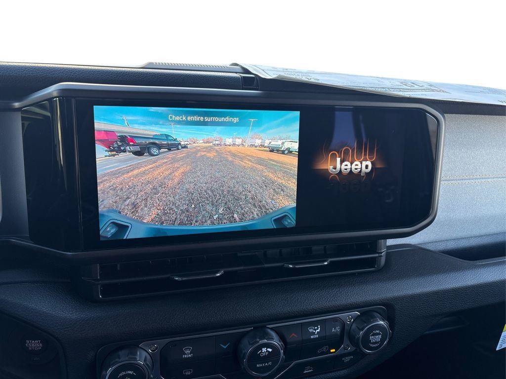 New 2026 Jeep Gladiator Sport AWD/4WD image 23