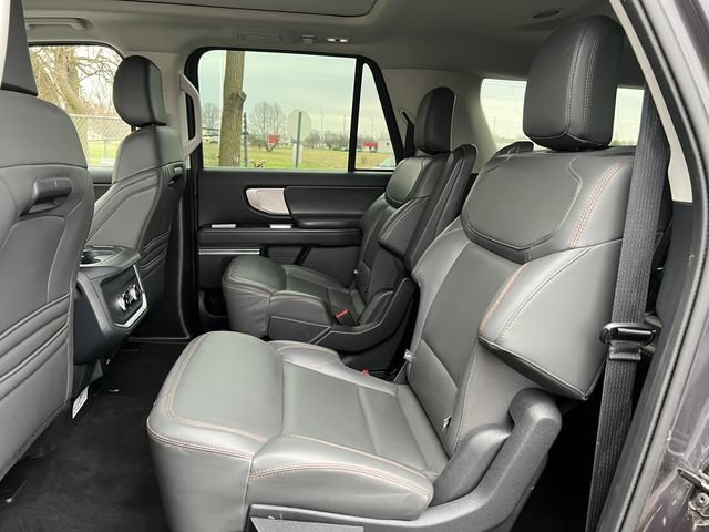 Certified 2025 Ford Expedition Max Active AWD/4WD image 5