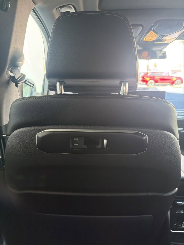 Used 2026 BMW X5 xDrive40i image 14