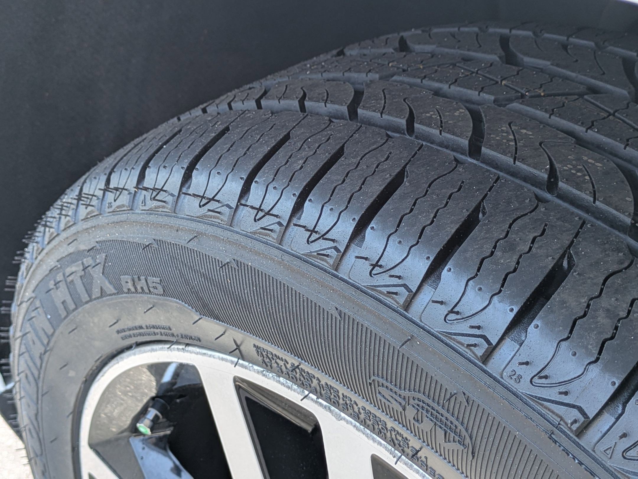 Used 2019 Chevrolet Suburban Premier w/ RST 6.2L Performance Edition image 10