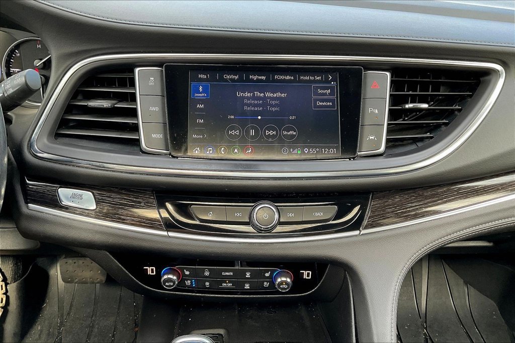 Used 2021 Buick Enclave Avenir w/ Avenir Technology Package AWD/4WD image 21