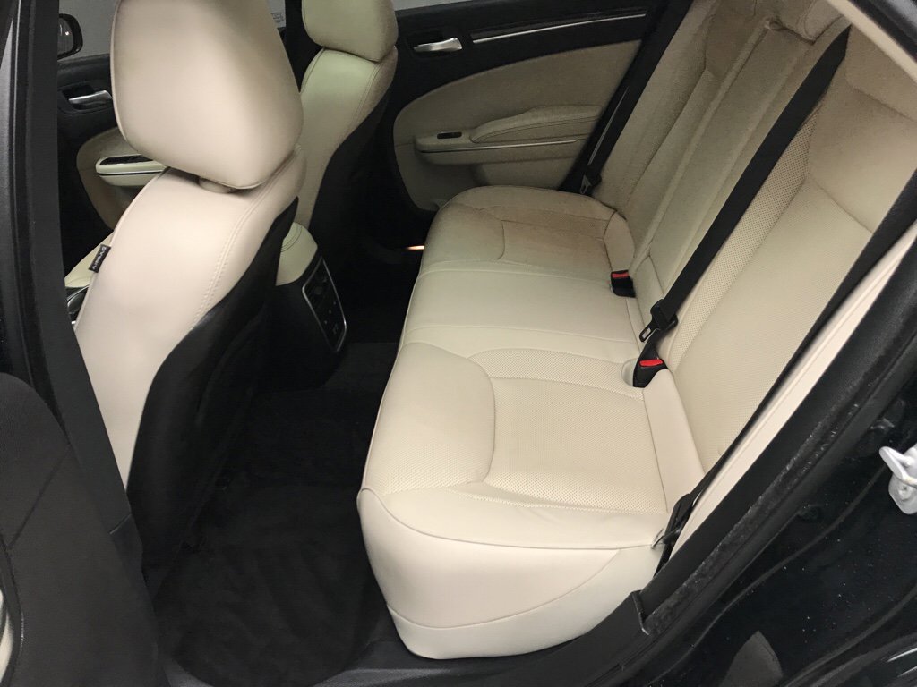 Used 2016 Chrysler 300 C w/ Safetytec Plus Group image 13