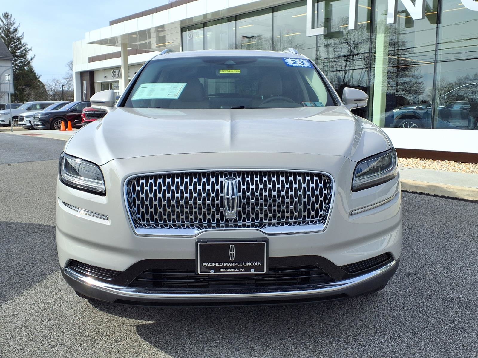 Certified 2023 Lincoln Nautilus AWD w/ Premium Package image 9