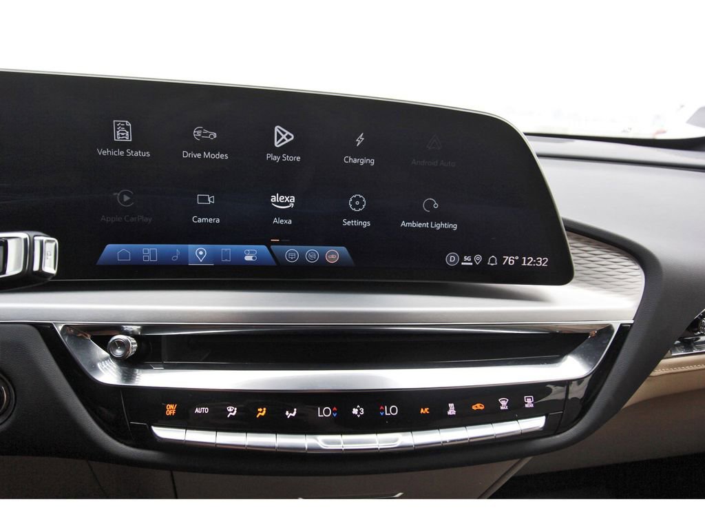 New 2025 Cadillac Lyriq Sport w/ Nappa Leather Package image 16