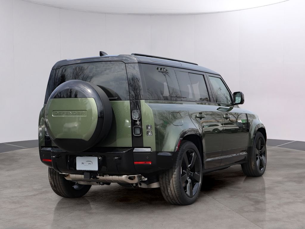 New 2026 Land Rover Defender 110 X-Dynamic SE image 7