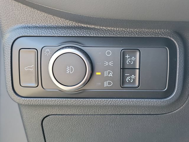 New 2026 Ford Explorer Active w/ Active Comfort Package RWD image 32