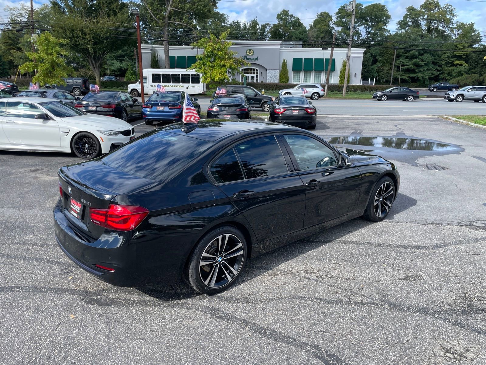 Used 2018 BMW 330i xDrive Sedan image 34