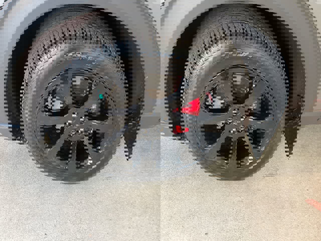 Used 2023 Ford Explorer ST w/ Equipment Group 401A image 10